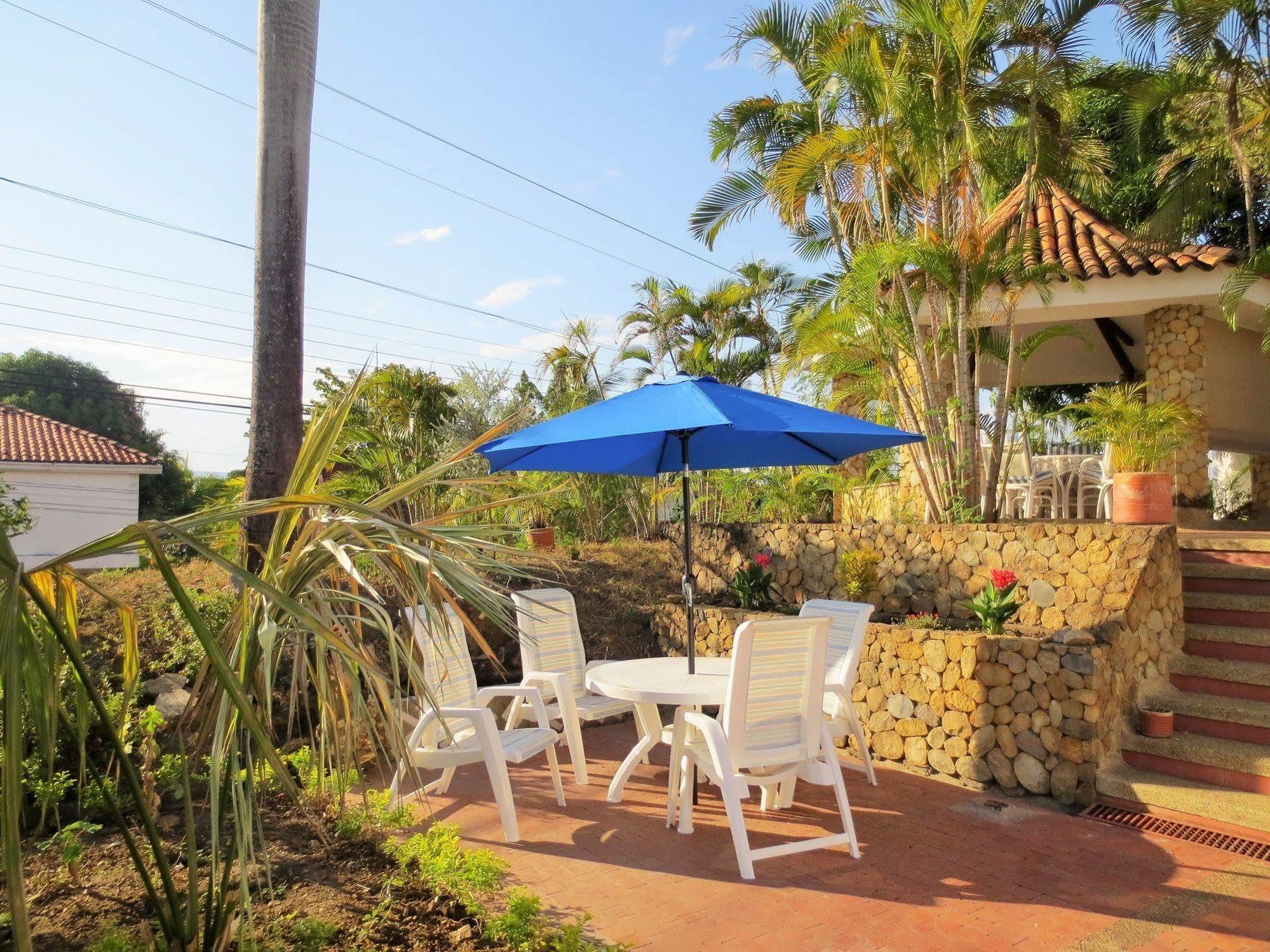 Villa Casa El Penon Girardot Exterior foto